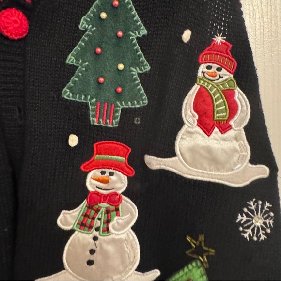 Holiday Edition Christmas Winter vest large - Picture 3 of 4